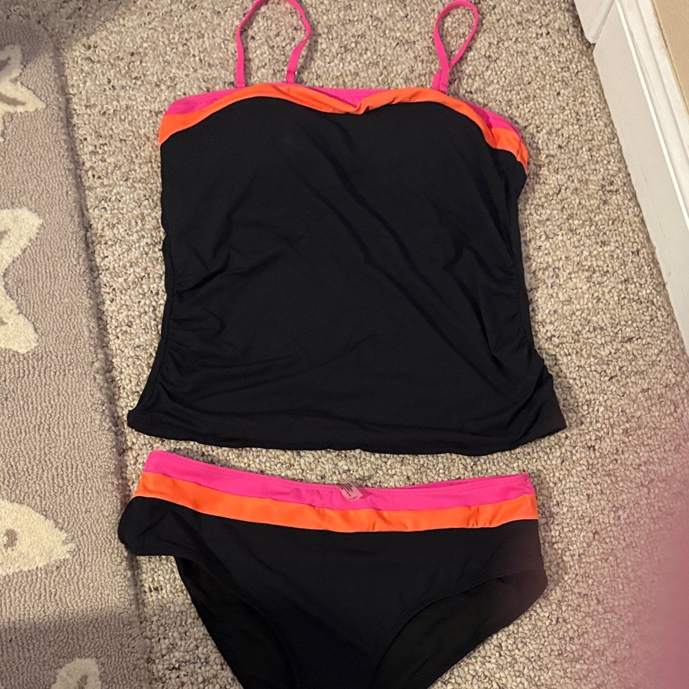 Black and Pink Women's Swim Set